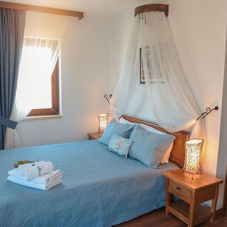 Alesta Hotel Bozcaada Exteriör bild